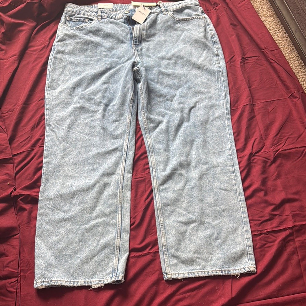 Forever 21 Light Blue Straight Leg Jeans